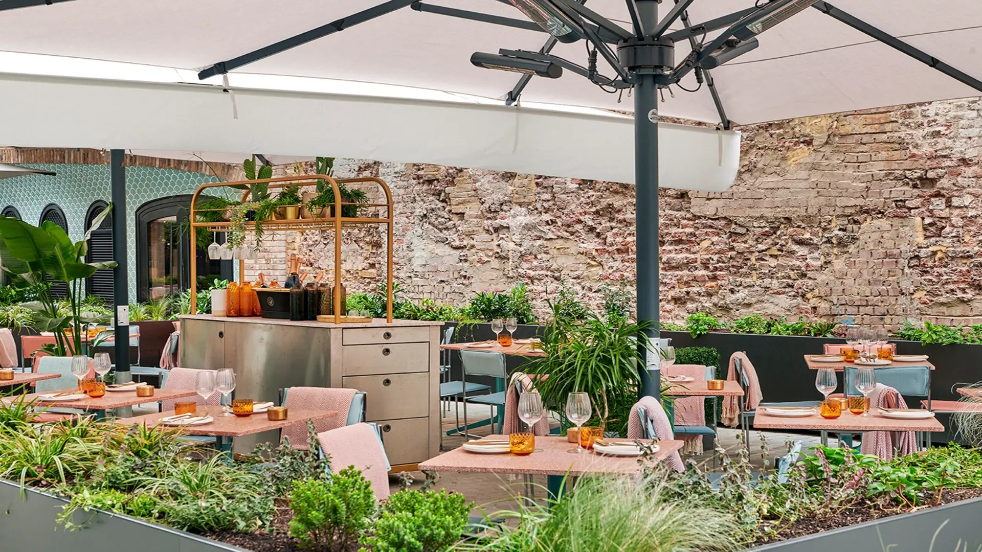 events-on-the-terrace-outside-corporate-events-soho-london-kapara